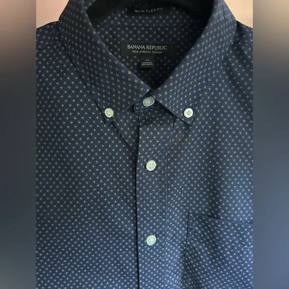 Banana Republic Slim Flex Fit Button-Up Shirt – Men’s Medium - Picture 4 of 10